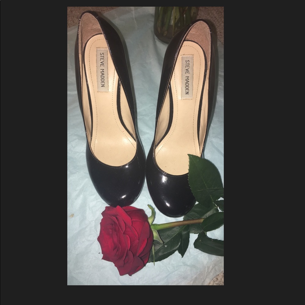 Steve Madden wedge shoes!